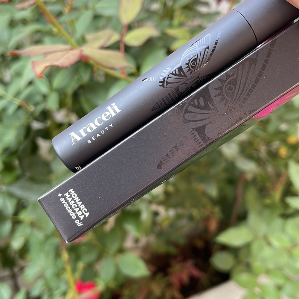 Araceli Beauty - Monarca Black/Negro Mascara